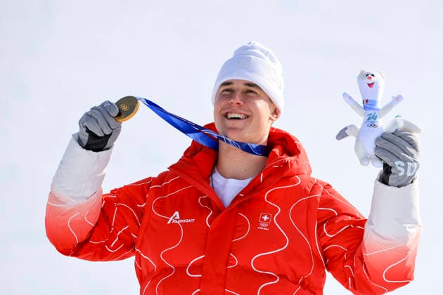 OLYMPICS - Winter Olympic Games, Olympische Spiele, Olympia, OS Milano Cortina 2026 BORMIO,ITALY,07.FEB.26 - OLYMPICS, ALPINE SKIING - Winter Olympic Games Milano Cortina 2026, downhill, men, medal ceremony. Image shows rejoicing of Franjo von Allmen (SUI). Keywords: medal.  GEPAxpictures xWolfgangxGrebien