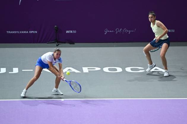Sara Sorribes Tormo of Spain and Kamilla Rakhimova of Uzbekistan play against Saisai Zheng and Xinyu Wang of China during the Transylvania Open 2026 double final, a WTA250 Tournament, at BT Arena, in Cluj-Napoca, Romania, February 07, 2025. Transylvania Open 2026 - WTA, Tennis Damen 250 Tournament - Double FinalCluj Napoca Romania  Copyright: xAlexxNicodim Shutterstockx 16526889f