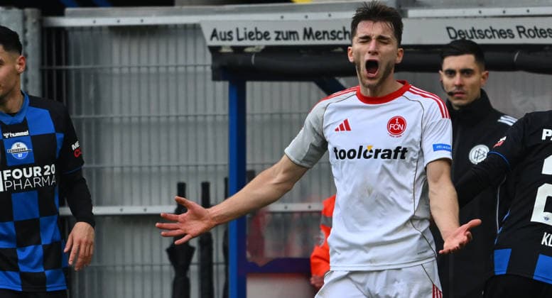 07 02 2026 Soccer Season 2025 2026 2 Soccer Bundesliga 21 Matchday SC Paderborn 07 SCP 1 FC Nuremberg FCN Club Sportfoto Zink xwoxzix DFL regulations prohibit any use of photographs as image sequences and or quasi video only for editorial use Adam Markhiev 6, 1 FC Nuremberg FCN sauer unzufrieden