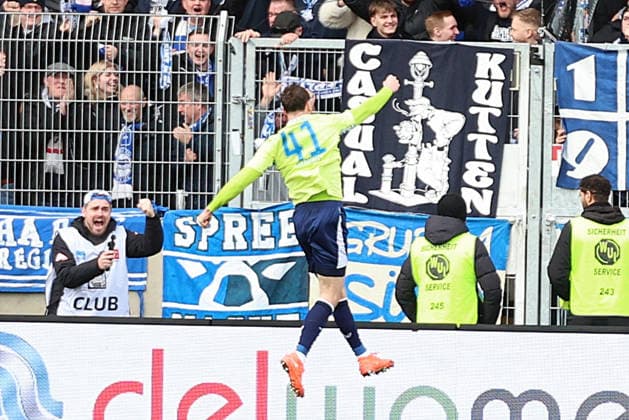 07 02 2026, xrekx, Fußball 2 Bundesliga, SV Elversberg Hertha BSC Berlin v l Torjubel nach dem Tor zum celebrating the goal celebrate 0 1 durch Pascal Klemens Hertha BSC DFL DFB REGULATIONS PROHIBIT ANY USE OF PHOTOGRAPHS as IMAGE SEQUENCES and or QUASI VIDEO Elversberg