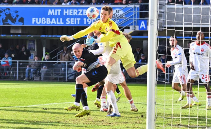07 02 2026 Soccer Season 2025 2026 2 Soccer Bundesliga 21 Matchday SC Paderborn 07 SCP 1 FC Nuremberg FCN Club Sportfoto Zink xwoxzix DFL regulations prohibit any use of photographs as image sequences and or quasi video only for editorial use Sven Michel 11, SC Paderborn 07 Jan Reichert 1, 1 FC Nuremberg FCN