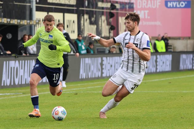 07 02 2025, Football, Men, 2 Bundesliga, Season 2025 2026, SV 07 Elversberg Hertha BSC Berlin, Maximilian Rohr SV 07 Elversberg , Michael Cuisance Hertha BSC Berlin Elversberg Ursapharm Arena an der Kaiserlinde Saarland Germany DEU Copyright: xFabianxKleerx