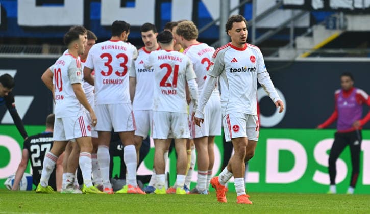 07 02 2026 Soccer Season 2025 2026 2 Soccer Bundesliga 21 Matchday SC Paderborn 07 SCP 1 FC Nuremberg FCN Club Sportfoto Zink xwoxzix DFL regulations prohibit any use of photographs as image sequences and or quasi video only for editorial use Rafael Lubach 18, 1 FC Nuremberg FCN after red card red sending off