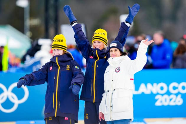 Winter Olympics in Milan Cortina 2026 Val di Fiemme, Italy 20260207. Ebba Andersson from Sweden, Frida Karlsson from Sweden and Heidi Weng from Norway on the podium after the women s cross-country 20 km Skiathlon at Lago di Tesero during the Winter Olympics in Milano Cortina 2026. Photo: Lise Aserud NTB Val di Fiemme Italy EDITORIAL USE ONLY. RESTRICTED USE FOR BETTING COMPANIES Ref:_SPOWvFyxgbhW5w.jpg *** Winter Olympics in Milan Cortina 2026 Val di Fiemme, Italy 20260207 Ebba Andersson from Sweden, Frida Karlsson from Sweden and Heidi Weng from Norway on the podium after the women s cross country 20 km Skiathlon at Lago di Tesero during the Winter Olympics in Milano Cortina 2026 Photo Lise Aserud NTB Val di Fiemme Italy EDITORIAL USE ONLY RESTRICTED USE FOR BETTING COMPANIES  Copyright: xLisexAserudx xNTBx
