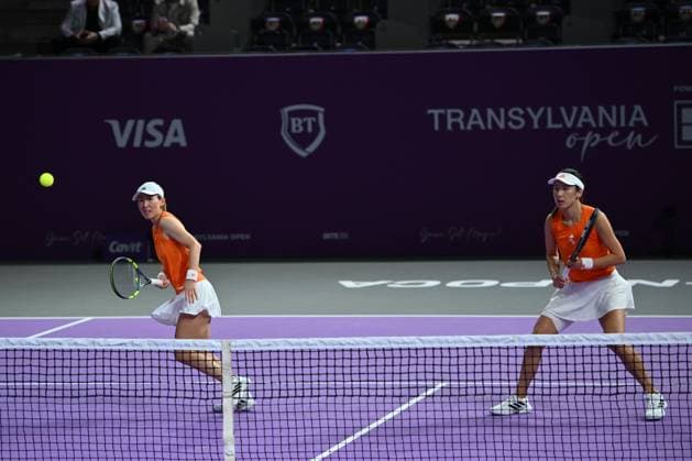 Saisai Zheng and Xinyu Wang of China play against Sara Sorribes Tormo of Spain and Kamilla Rakhimova of Uzbekistan during the Transylvania Open 2026 double final, a WTA250 Tournament, at BT Arena, in Cluj-Napoca, Romania, February 07, 2025. Transylvania Open 2026 - WTA, Tennis Damen 250 Tournament - Double FinalCluj Napoca Romania  Copyright: xAlexxNicodim Shutterstockx 16526889bo