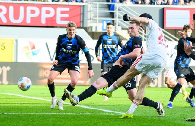 07 02 2026 Soccer Season 2025 2026 2 Soccer Bundesliga 21 Matchday SC Paderborn 07 SCP 1 FC Nuremberg FCN Club Sportfoto Zink xwoxzix DFL regulations prohibit any use of photographs as image sequences and or quasi video only for editorial use Luka Lochoshvili 24, 1 FC Nuremberg FCN scores goal Goal shot for 2 1 against Tjark Scheller 25, SC Paderborn 07