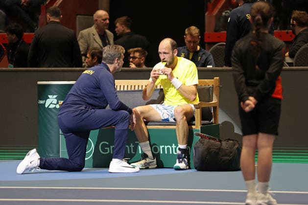 Captain Simon Aspelin, left, speaks to player Dragos Nicolae Madaras of Sweden during the qualification duel of tennis Davis Cup: Czechia vs Sweden in Jihlava, Czech Republic, February 7, 2026. (CTKxPhoto LiborxPlihal) CTKPhotoP2026020703790  CTKPhotoP2026020703790