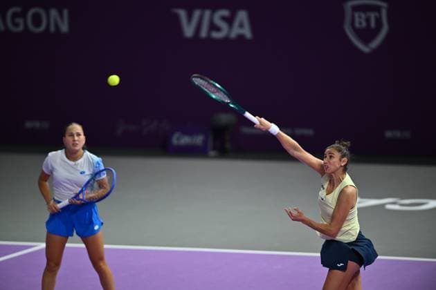Sara Sorribes Tormo of Spain and Kamilla Rakhimova of Uzbekistan play against Saisai Zheng and Xinyu Wang of China during the Transylvania Open 2026 double final, a WTA250 Tournament, at BT Arena, in Cluj-Napoca, Romania, February 07, 2025. Transylvania Open 2026 - WTA, Tennis Damen 250 Tournament - Double FinalCluj Napoca Romania  Copyright: xAlexxNicodim Shutterstockx 16526889cq