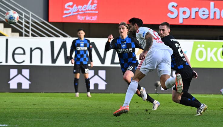 07 02 2026 Soccer Season 2025 2026 2 Soccer Bundesliga 21 Matchday SC Paderborn 07 SCP 1 FC Nürnberg FCN Club Sportfoto Zink xwoxzix DFL regulations prohibit any use of photographs as image sequences and or quasi video only for editorial use Adriano Grimaldi 33, 1 FC Nürnberg FCN Raphael Obermair 23, SC Paderborn 07 Chance Torchance
