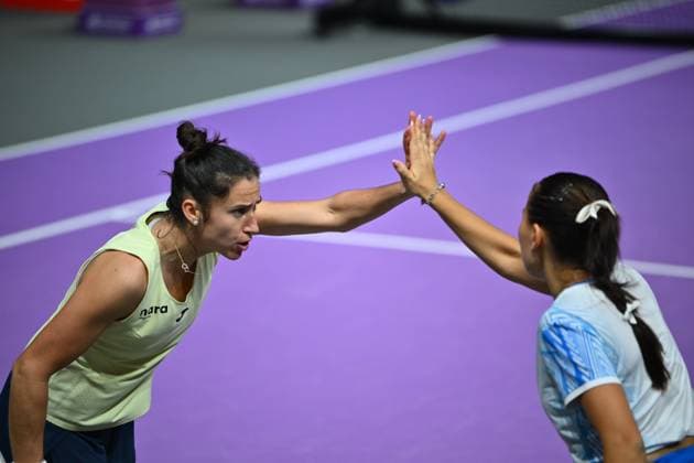Sara Sorribes Tormo of Spain and Kamilla Rakhimova of Uzbekistan play against Saisai Zheng and Xinyu Wang of China during the Transylvania Open 2026 double final, a WTA250 Tournament, at BT Arena, in Cluj-Napoca, Romania, February 07, 2025. Transylvania Open 2026 - WTA, Tennis Damen 250 Tournament - Double FinalCluj Napoca Romania  Copyright: xAlexxNicodim Shutterstockx 16526889cy