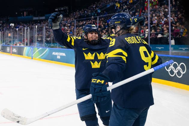 260207 Hanna Thuvik and Jessica Adolfsson of Sweden celebrate the 1-0 goal in the women s Ice hockey, Eishockey game between Sweden and Italy during day 1 of the 2026 Winter Olympics on February 7, 2026 in Milan. Photo: Emma Wallskog BILDBYRAN kod EW EW0620 ishockey ice hockey Olympic Games, Olympische Spiele, Olympia, OS olympics winter olympics os ol olympiska spel vinter-os olympiske leker milano cortina 2026 milan cortina 2026 milano cortina 2026 olympic games milano cortina 2026 winter olympic games milano cortina-os milano cortina-ol vinter-ol 1 bbeng sweden sverige italien italy tre kronor dam damkronorna jubel *** 260207 Hanna Thuvik and Jessica Adolfsson of Sweden celebrate the 1 0 goal in the women s ice hockey game between Sweden and Italy during day 1 of the 2026 Winter Olympics on February 7, 2026 in Milan Photo Emma Wallskog BILDBYRAN code EW EW0620 ice hockey ice hockey olympic games olympics winter olympics os ol olympiska spel vinter os olympiske leker milano cortina 2026 milan cortina 2026 milano cortina 2026 olympic games milano cortina 2026 winter olympic games milano cortina os milano cortina ol vinter ol 1 bbeng sweden sverige ital italy tre kronor damkronorna jubel  Copyright: EMMAxWALLSKOG BB260207EW016