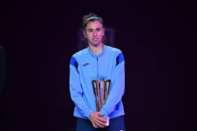 Sara Sorribes Tormo of Spain poses with the trophy after the Transylvania Open 2026 double final, a WTA250 Tournament, at BT Arena, in Cluj-Napoca, Romania, February 07, 2025. Transylvania Open 2026 - WTA, Tennis Damen 250 Tournament - Double FinalCluj Napoca Romania  Copyright: xAlexxNicodim Shutterstockx 16526889df