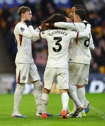 Cole Palmer of Chelsea celebrates scoring their sides second goal with team-mates Wolverhampton Wanderers v Chelsea, Premier League, Football, Molineux, Wolverhampton, UK - 07 Feb 2026Wolverhampton Molineux United Kingdom EDITORIAL USE ONLY No use with unauthorised audio, video, data, fixture lists, club league logos or live services. Online in-match use limited to 120 images, no video emulation. No use in betting, games or single club league player publications. Copyright: xMichaelxZemanek Shutterstockx 16524375w