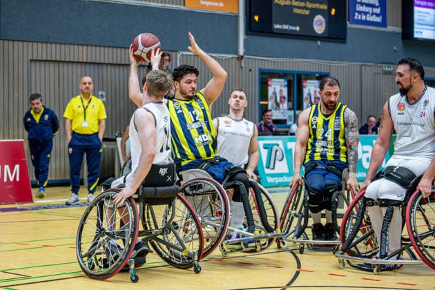 IWBF ChampionsCup Fenerbahce Istanbul RBC Köln 99ers, 07 02 26 Mücahit Günaydin Fenerbahce Istanbul, 12 , Mohammadhassan Sayari Fenerbahce Istanbul, 24 , Jack Long Köln 99ers, 11 , Bulut Kodal Köln 99ers, 24 IWBF ChampionsCup Fenerbahce Istanbul RBC Köln 99ers Wetzlar, 07 02 26 Copyright: xBEAUTIFULxSPORTS Roeczeyx