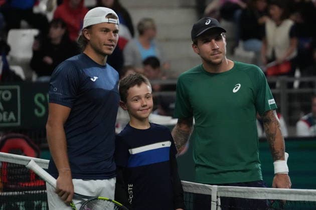 February 7, 2026, Le Portel, Bretagne, France: Alexandre Muller of French and Alex Molcan of Slovakia during the Davis Cup 2026, Qualifiers tennis event on 7 February 2026 at Le Chaudron in Le Portel, France - Photo Le Portel France - ZUMAl193 20260207_zsp_l193_061 Copyright: xLaurentxLairysx