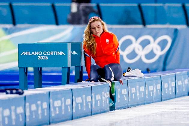 Joy Beune of the Netherlands looks dejected after Women 3000m, Milano Cortina 2026 Winter Olympics: Day 1, Speed skating, Eisschnelllauf - Milano Cortina 2026 Winter Olympics: Day 1, Milano Speed Skating Stadium, February 7, 2026, Milan, Italy.