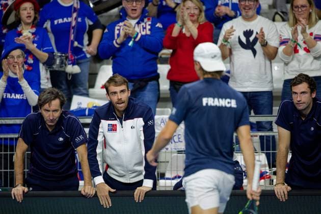 Tennis Coupe Davis - France - Slovaquie au Portel PHOTOPQR VOIX DU NORD JOHAN BEN AZZOUZ ; 07 02 2026 ; Le Portel, le 7 fevrier 2026. Tennis Coupe Davis (premier tour) - France - Slovaquie au chaudron au Portel. Entraineur Laurent Raymond. PHOTO JOHAN BEN AZZOUZ LA VOIX DU NORD - Le Portel, France, feb 7th 2026. Davis Cup : Francs vs Slovakia - Nord France  Copyright: xPHOTOPQR VOIXxDUxNORD MAXPPPxJOHANxBENxAZZOUZx 20260207VDN5162 20260207VDN5162