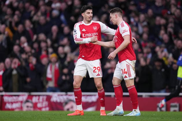 Premier League Arsenal v Sunderland Kai Havertz of Arsenal and Viktor Gyokeres of Arsenal celebrate second goal during the Premier League match Arsenal vs Sunderland at Emirates, London, United Kingdom on 07 February 2026 (Photo by Harvey Murphy News Images) Copyright: xHarveyxMurphy NewsxImagesx