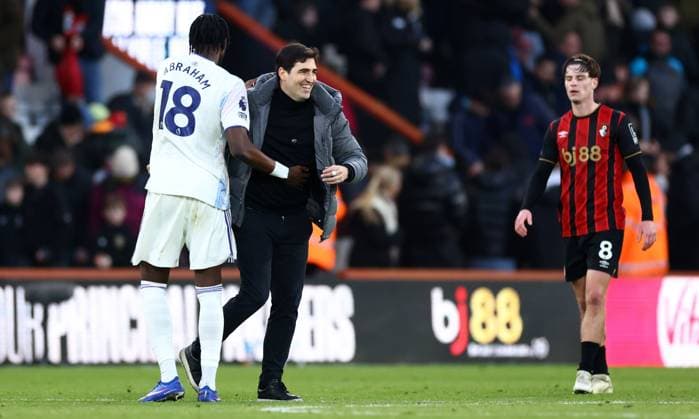 AFC Bournemouth Manager Andoni Iraola and Tammy Abraham of Aston Villa. AFC Bournemouth v Aston Villa, Premier League, Football, Vitality Stadium, Bournemouth, UK - 07 Feb 2026Bournemouth Vitality Stadium United Kingdom EDITORIAL USE ONLY No use with unauthorised audio, video, data, fixture lists, club league logos or live services. Online in-match use limited to 120 images, no video emulation. No use in betting, games or single club league player publications. Copyright: xJamesxMarsh Shutterstockx 16524336bn