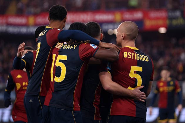 Ruslan Malinovskyi (Genoa Cfc) celebrates after scoring his team s first goal with team mates, Serie A, Genoa CFC v SSC Napoli , Stadio Luigi Ferraris, February 7, 2026, Genova, Italy.