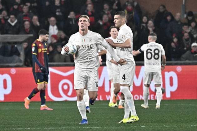 February 7, 2026, Genoa, ITALY: Napoli s Scott McTominay jubilates with his teammates after scoring the gol during the Italian Serie A soccer match Genoa Cfc vs Ssc Napoli at Luigi Ferraris stadium in Genoa, Italy, 07 february 2026..ANSA LUCA ZENNARO. Serie A, Genoa Cfc Vs Ssc Napoli  - ZUMAa110 20260207_zaf_a110_032 Copyright: xLucaxZennarox