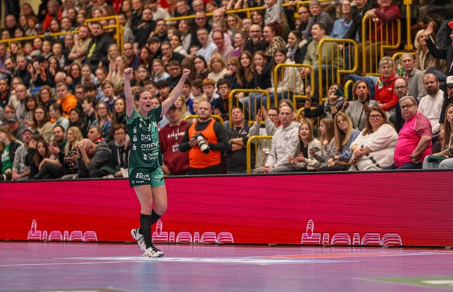 GER, Bensheim, HSG Bensheim Auerbach Flames vs TuS Metzingen, Alsco Handball Bundesliga Frauen, Handball, DHB, Spielzeit 2025 2026, Weststadthalle Bensheim, 16 Spieltag im Bild Jubel, Freude und Emotionen bei Amelie Berger HSG Bensheim Auerbach Flames Frauen 3 DFB DFL REGULATIONS PROHIBIT ANY USE OF PHOTOGRAPHS AS IMAGE SEQUENCES AND OR QUASI VIDEO, 07 02 2026 Copyright: HMBxMedia HendrikxHamelau