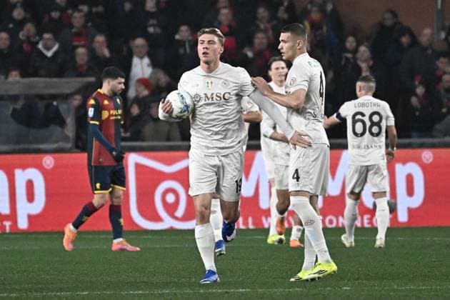 February 7, 2026, Genoa, ITALY: Napoli s Rasmus Winther Hojlund jubilates with his teammates after scoring the gol during the Italian Serie A soccer match Genoa Cfc vs Ssc Napoli at Luigi Ferraris stadium in Genoa, Italy, 07 february 2026..ANSA LUCA ZENNARO. Serie A, Genoa Cfc Vs Ssc Napoli  - ZUMAa110 20260207_zaf_a110_039 Copyright: xLucaxZennarox
