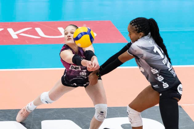 1 Volleyball Bundesliga Women Schwarz Weiss Erfurt vs SSC Palmberg Schwerin Erfurt 07 02 2026 Lotte Goertz 4 Schwarz Weiss Erfurt left and Alianza Darley 14 Schwarz Weiss Erfurt right 1 Volleyball Bundesliga Women Schwarz Weiss Erfurt vs SSC Palmberg Schwerin Riethsporthalle Erfurt 07 02 2026 Copyright: xBEAUTIFULxSPORTS Duehringx