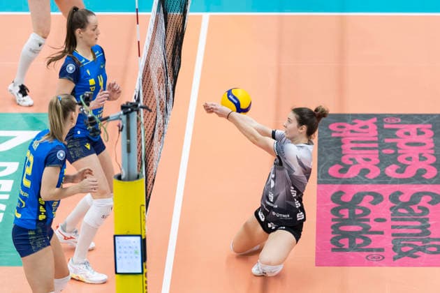1 Volleyball Bundesliga Women Schwarz Weiss Erfurt vs SSC Palmberg Schwerin Erfurt 07 02 2026 Emilie Respaut 5 Schwarz Weiss Erfurt 1 Volleyball Bundesliga Women Schwarz Weiss Erfurt vs SSC Palmberg Schwerin Riethsporthalle Erfurt 07 02 2026 Copyright: xBEAUTIFULxSPORTS Duehringx