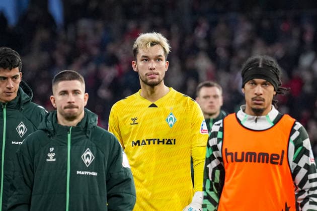 Deutschland, Fußball, 1 Bundesliga, Saison 2025 2026, SC Freiburg vs. SV Werder Bremen Europa-Park-Stadion (Freiburg): Mio Backhaus (SV Werder Bremen, 30) Freiburg Europa Park Stadion Baden-Württemberg Deutschland *** Germany, Football, 1 Bundesliga, Season 2025 2026, SC Freiburg vs SV Werder Bremen Europa Park Stadion Freiburg Mio Backhaus SV Werder Bremen, 30 Freiburg Europa Park Stadion Baden Württemberg Germany Copyright: xFINLEYxMÖRCHx