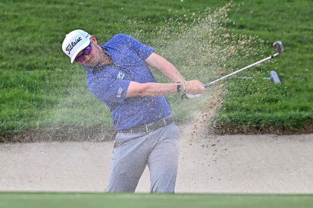 QATAR MASTERS 2026- THIRD ROUND Ewen Ferguson of Scotland plays his third shot from the bunker on the 18th hole during the third round of the Qatar Masters 2026 golf tournament at the Doha Golf Club in Doha, Qatar, on February 7, 2026 DOHA Qatar Copyright: xNOUSHADx