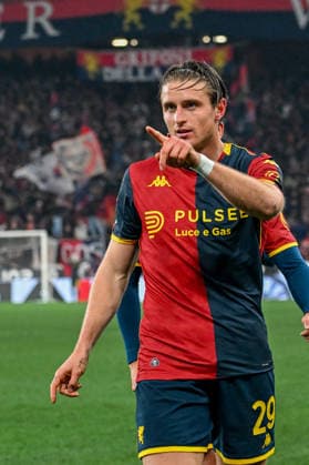 Genoa™s Lorenzo Colombo celebrates after scoring a goal for his team during the Serie A soccer match between Genoa and Napoli at the Luigi Ferraris Stadium in Genoa, Italy - Saturday, February 07, 2026. - Soccer .  Copyright: xTanoxPecoraro LaPressex