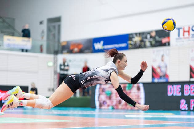 1 Volleyball Bundesliga Women Schwarz Weiss Erfurt vs SSC Palmberg Schwerin Erfurt 07 02 2026 Isabel Kova i 11 Schwarz Weiss Erfurt 1 Volleyball Bundesliga Women Schwarz Weiss Erfurt vs SSC Palmberg Schwerin Riethsporthalle Erfurt 07 02 2026 Copyright: xBEAUTIFULxSPORTS Duehringx