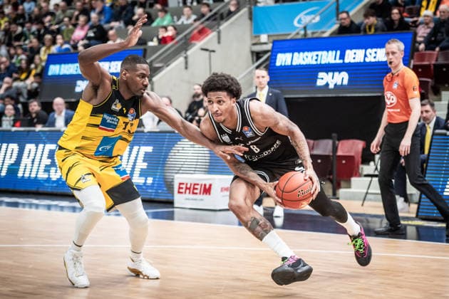 Demarcus Marquette Demonia BMA365 Bamberg Baskets, 08 vs Yorman Polas Bartolo MHP RIESEN Ludwigsburg, 13 GER, MHP Riesen vs BMA365 Bamberg Baskets, Basketball Bundesliga, easycredit BBL, Matchday 19, Season 2025 2026, 07 02 2026 GER, MHP Riesen vs BMA365 Bamberg Baskets, Basketball Bundesliga, easycredit BBL, Matchday 19, Season 2025 2026, 07 02 2026 Ludwigsburg Copyright: xSandyxDinkelackerx EP_SDR