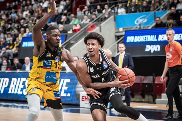 Demarcus Marquette Demonia BMA365 Bamberg Baskets, 08 vs Yorman Polas Bartolo MHP RIESEN Ludwigsburg, 13 GER, MHP Riesen vs BMA365 Bamberg Baskets, Basketball Bundesliga, easycredit BBL, Matchday 19, Season 2025 2026, 07 02 2026 GER, MHP Riesen vs BMA365 Bamberg Baskets, Basketball Bundesliga, easycredit BBL, Matchday 19, Season 2025 2026, 07 02 2026 Ludwigsburg Copyright: xSandyxDinkelackerx EP_SDR