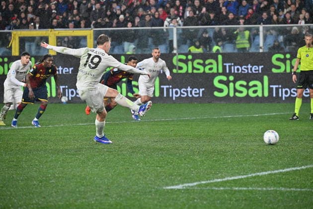 Foto IPP Felice De Martino Genova 07 02 2026 Calcio Campionato di Serie A 2025 2026 Genoa-Napoli 2-3 nella foto Rasmus Hojlund realizza il gol su calcio di rigore pe ril definitivo 2 a 3 del Napoli - Italy Photo Press - World Copyright italy ITALY  Copyright: xR4924_italyphotopressx