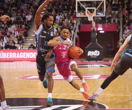 Zachery Cooks Telekom Baskets Bonn vs Science City Jena 19 Speiltag Saison 2025 26
