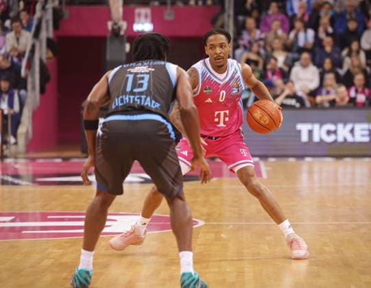 Jalen Finch Telekom Baskets Bonn vs Science City Jena 19 Speiltag Saison 2025 26