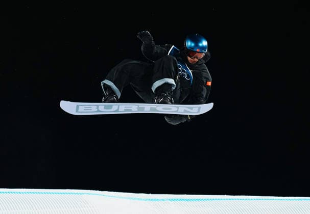 (260207) -- LIVIGNO, Feb. 7, 2026 -- Su Yiming of China competes during the Men s Snowboard Big Air Final at the Milan-Cortina 2026 Olympic Winter games, Winterspiele,Spiele, Summer games in Livigno, Italy, Feb. 7, 2026. ) (MICO2026)ITALY-LIVIGNO-OLYMPIC WINTER GAMES-MEN S SNOWBOARD BIG AIR-FINAL HuxChao 