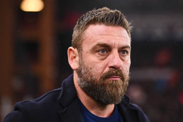 2026-02-07 Genoa CFC v SSC Napoli - Serie A GENOA, ITALY - FEBRUARY 7: Head coach Daniele De Rossi of Genoa CFC during the Serie A match between Genoa CFC and SSC Napoli at Luigi Ferraris Stadium on February 7, 2026 in Genoa, Italy. (Photo by Alberto Gandolfo BSR Agency) Genoa Italy Content not available for redistribution in The Netherlands directly or indirectly through any third parties. Copyright: xBSRxAgencyx