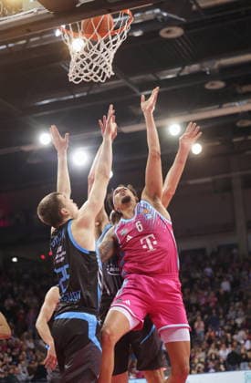 Michael Kessens Telekom Baskets Bonn vs Science City Jena 19 Speiltag Saison 2025 26