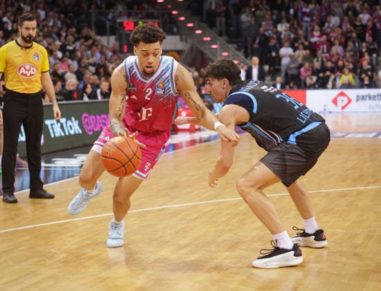 Alijah Comithier Telekom Baskets Bonn vs Science City Jena 19 Speiltag Saison 2025 26