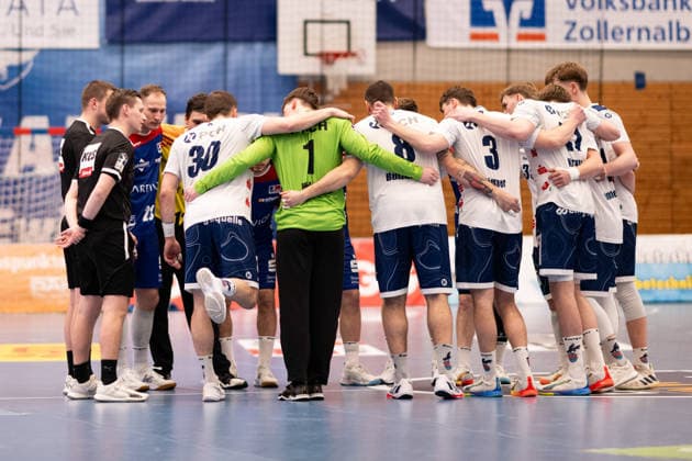 1 VFL Potsdam make the motivational circle, HBW Balingen Weilstetten vs 1 VFL Potsdam, Handball, 2 Bundesliga, Matchday 18, Season 2025 2026, 07 02 2026 Eibner Pressefoto Andreas Ulmer HBW Balingen Weilstetten vs 1 VFL Potsdam, Handball, 2 Bundesliga, Matchday 18, Season 2025 2026, 07 02 2026 Balingen Copyright: xEibner-Pressefoto AndreasxUlmerx EP_AUR