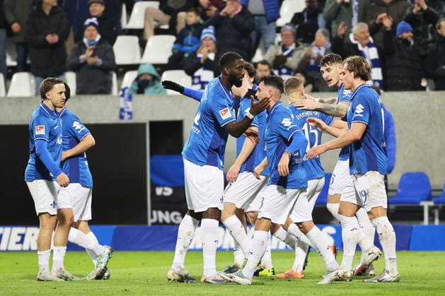 07 02 2026, xtvx, Fußball 2 Bundesliga, SV Darmstadt 98 1 FC Kaiserslautern v l Goal scored, Tor zum 2 0 Fynn Lakenmacher SV Darmstadt 98 Maxwell Gyamfi 1 FC Kaiserslautern Torjubel, Goal celebration, celebrate the goal, celebrates scoring DFL DFB REGULATIONS PROHIBIT ANY USE OF PHOTOGRAPHS as IMAGE SEQUENCES and or QUASI VIDEO Darmstadt