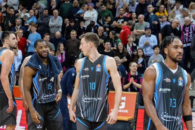 Keith Lee Braxton JR Science City Jena, 13 , Joe Wieskamp Science City Jena, 10 , Nazihar Bohannon Science City Jena, 15 are disappointed after the defeat against Bonn Telekom Baskets Bonn vs Science City Jena, Basketball, easy Credit BBL, 19 Matchday, 2025 2026, 07 02 2026 Telekom Baskets Bonn vs Science City Jena, Basketball, easy Credit BBL, 19 Matchday, 2025 2026, 07 02 2026 Bonn Copyright: xEibner-Pressefoto GerhardxWingenx EP_GWR