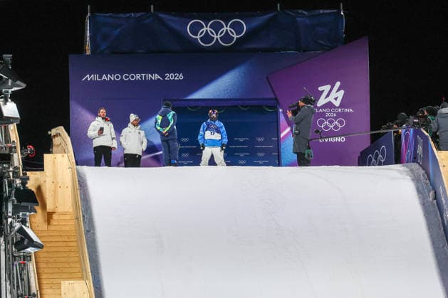Ian Matteoli (ITA) during the Plympic Winter games, Winterspiele,Spiele, Summer games Milano-Cortina 2026, Men s Snowboard Big Air Final on february 07, 2026 at Livigno Snow Park Big Air in Livigno, Italy  Copyright: xSergioxBisi IPAxSportx xipa-agency.netx xx IPA_71093682 IPA_Agency_IPA71093682