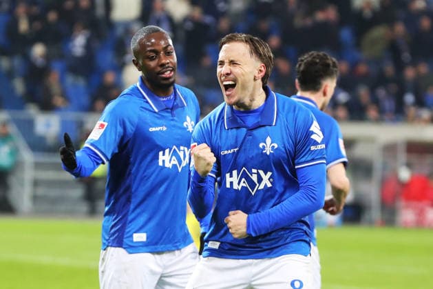 07 02 2026, xtvx, Fußball 2 Bundesliga, SV Darmstadt 98 1 FC Kaiserslautern v l Goal scored, Tor zum 4 0 Luca Marseiler SV Darmstadt 98 Torjubel, Goal celebration, celebrate the goal, celebrates scoring DFL DFB REGULATIONS PROHIBIT ANY USE OF PHOTOGRAPHS as IMAGE SEQUENCES and or QUASI VIDEO Darmstadt