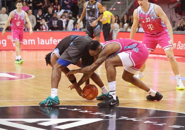 Jeff Garrett Telekom Baskets Bonn vs Science City Jena 19 Speiltag Saison 2025 26