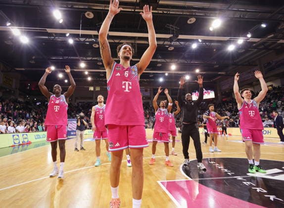 Telekom Baskets Bonn after victory against Science City Jena 19 Speiltag Saison 2025 26