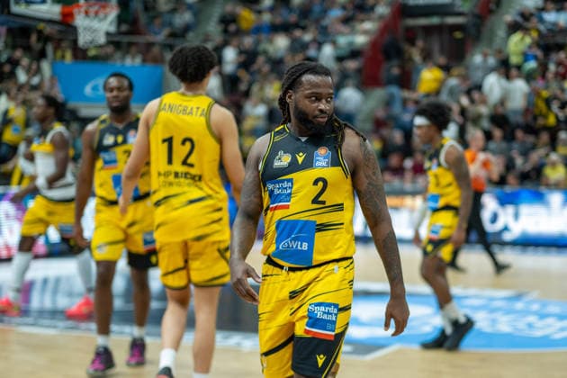 Lenny Anigbata MHP RIESEN Ludwigsburg, 12 , Traveon Buchanan MHP RIESEN Ludwigsburg, 02 , GER, MHP Riesen vs BMA365 Bamberg Baskets, Basketball Bundesliga, easycredit BBL, Matchday 19, Season 2025 2026, 07 02 2026, GER, MHP Riesen vs BMA365 Bamberg Baskets, Basketball Bundesliga, easycredit BBL, Matchday 19, Season 2025 2026, 07 02 2026 Ludwigsburg Copyright: xEibner-Pressefoto SaschaxWaltherx EP_EER